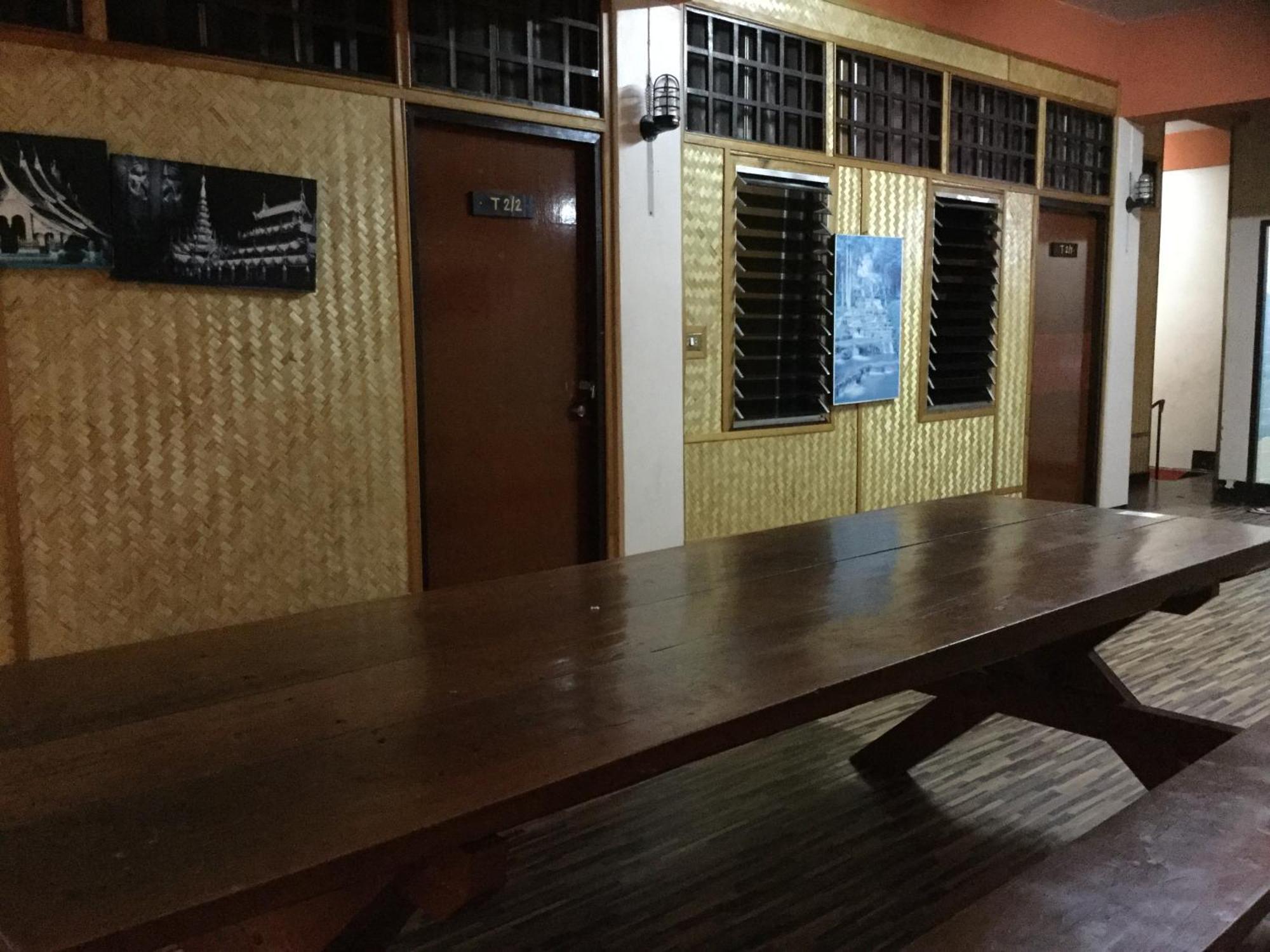 Rose Guest House 치앙마이 외부 사진
