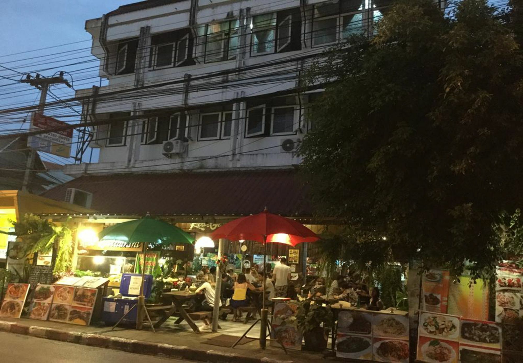 Rose Guest House 치앙마이 외부 사진